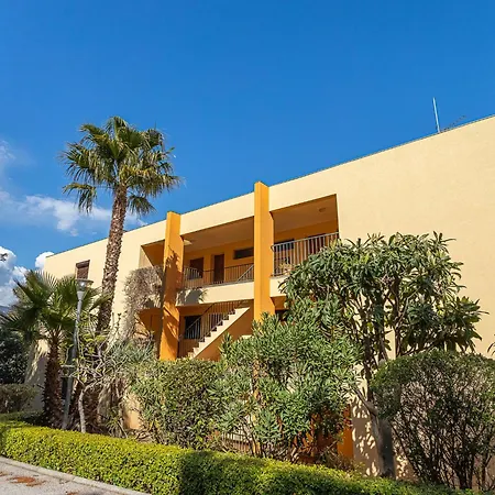 Apartamento Un Autre Jour Ensoleille By Interhome *