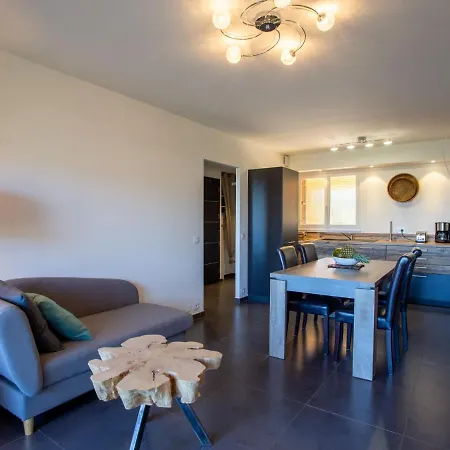 شقة Un Autre Jour Ensoleille By Interhome *