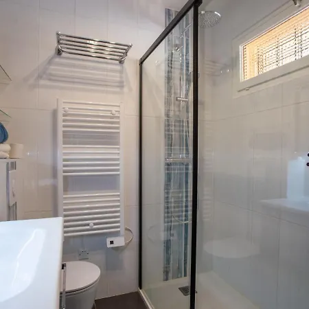 Un Autre Jour Ensoleille By Interhome Apartment